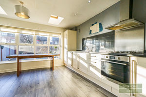 Photo 30- click for photo gallery